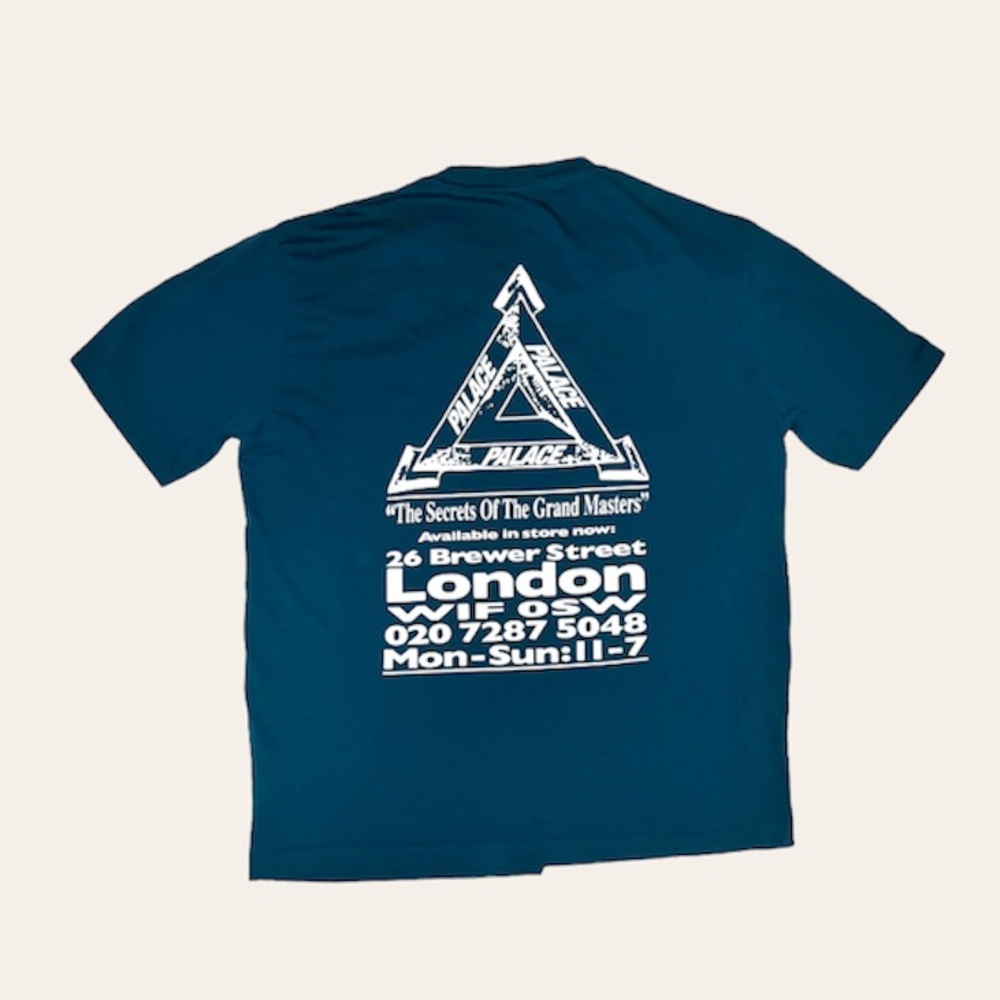 Palace T-Shirt the Secret of the Grand Masters Tee